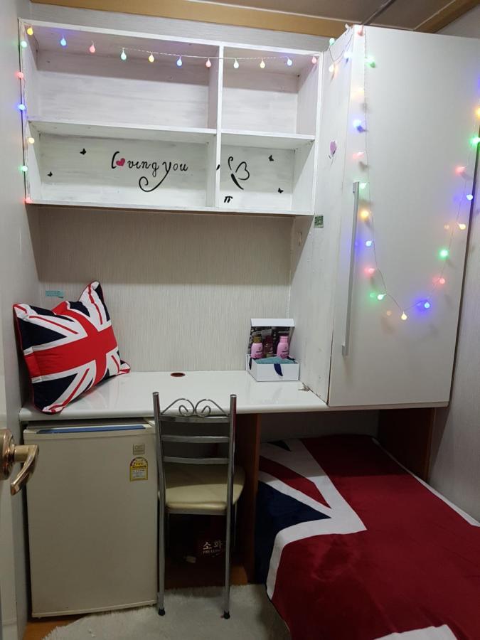 Female Only - Coco Stay Jongno Hyehwa Station Seoul Ngoại thất bức ảnh